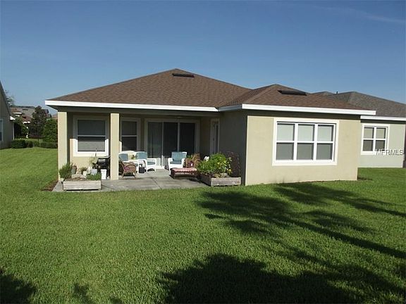 3rd image of 223 Ravenshill Way