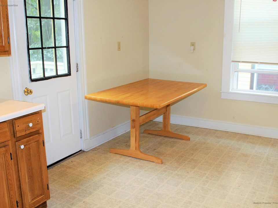 1st image of 48 Smith St #L1