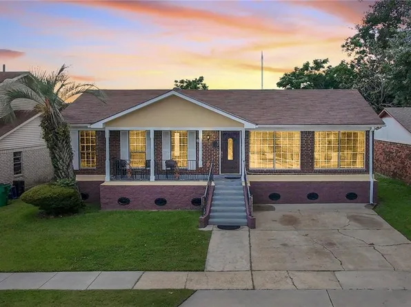 544 W Marlin Ct, Terrytown, LA 70056