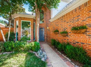 3819 Azure Ln, Addison, TX 75001