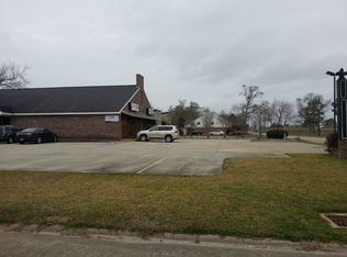 601 W College St, Lake Charles, LA 70605