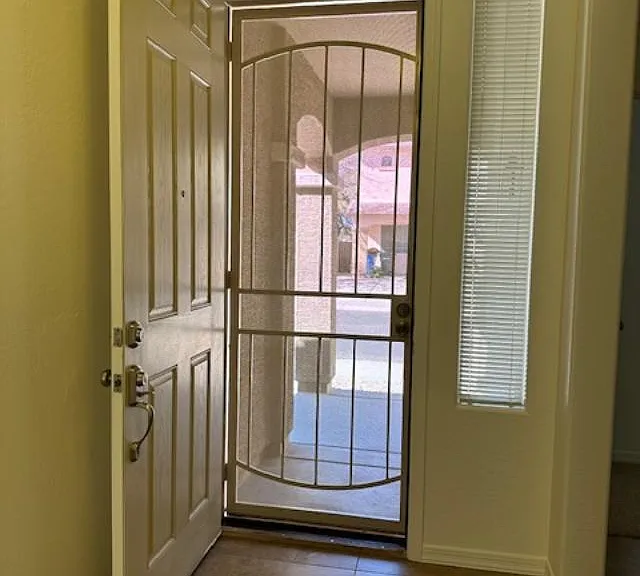 7509 S 27th Pl — Photo 8