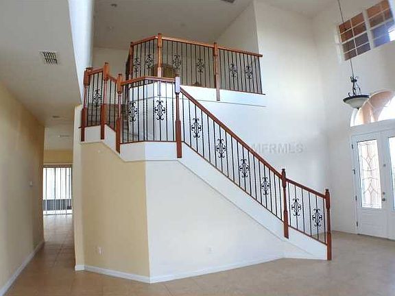 2nd image of 3905 Shoreview Dr