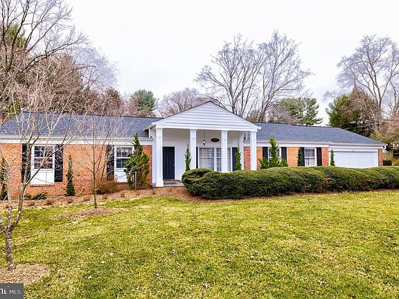 2nd image of 15621 Ancient Oak Dr