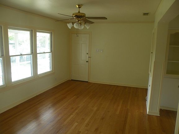 2nd image of 241 W Norwood Ct #2