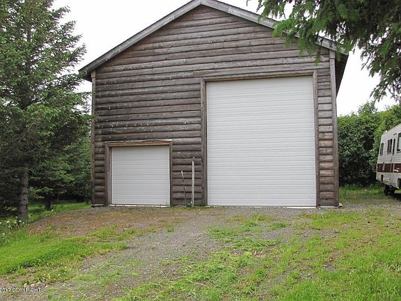 2nd image of 66345 Diamond Ridge Rd