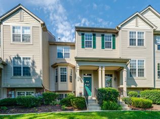 1073 Ellsworth Dr, Grayslake, IL 60030