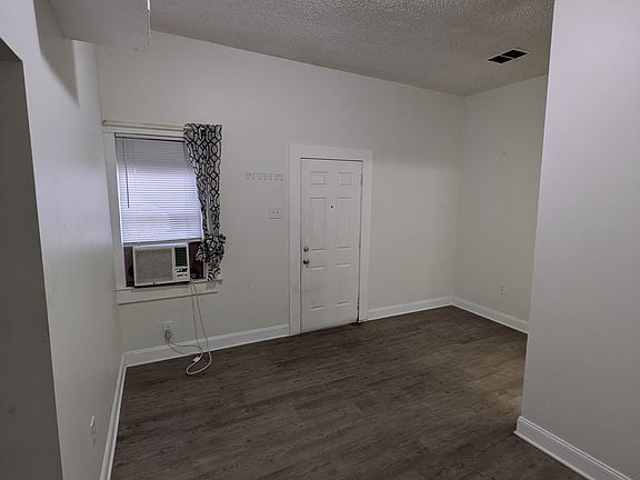 3rd image of 3511 N 12th St APT B