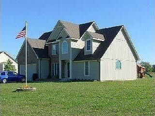 2nd image of 901 N Virginia St
