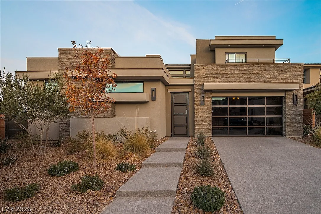3 bed, 3.5 bath, 3562 sqft, $10,500 — Photo 1