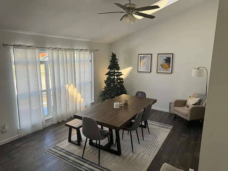 438 Hickory St — Photo 18