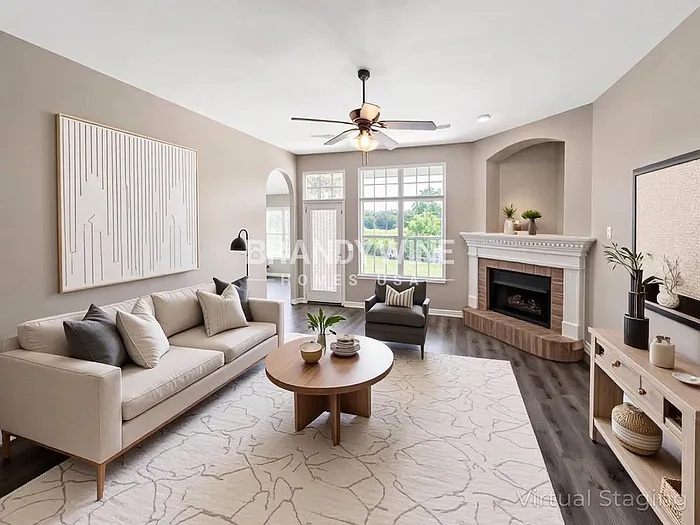 1581 Farkleberry Dr — Photo 3
