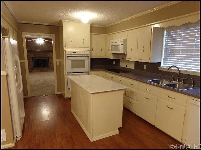 5800 N Walnut Rd — Photo 8