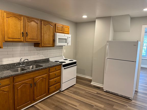 5th image of 3903 King St #B