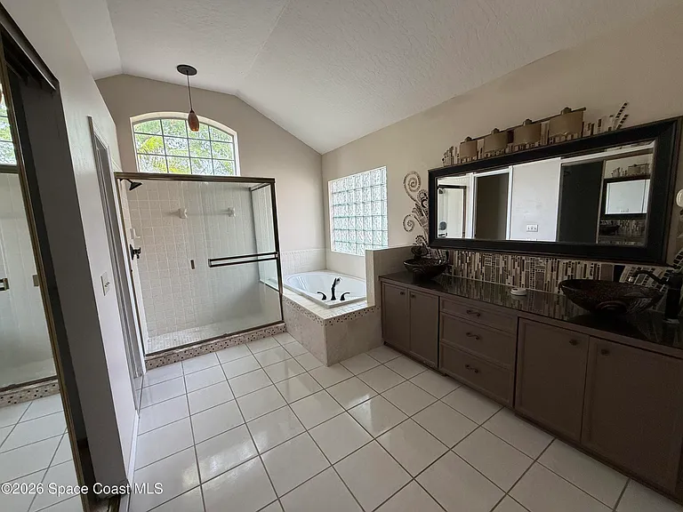 925 Falls Trl — Photo 23
