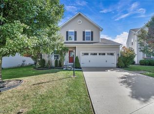 9092 Stonegate Cir, North Ridgeville, OH 44039