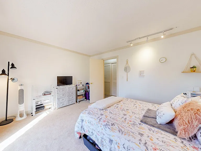 274 S Main St #26 — Photo 10