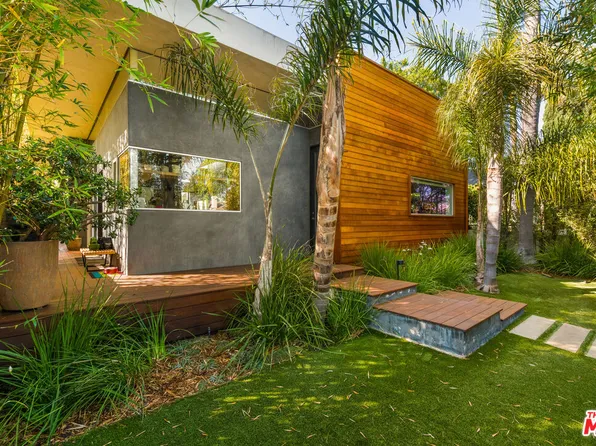 911 Venezia Ave, Venice, CA 90291