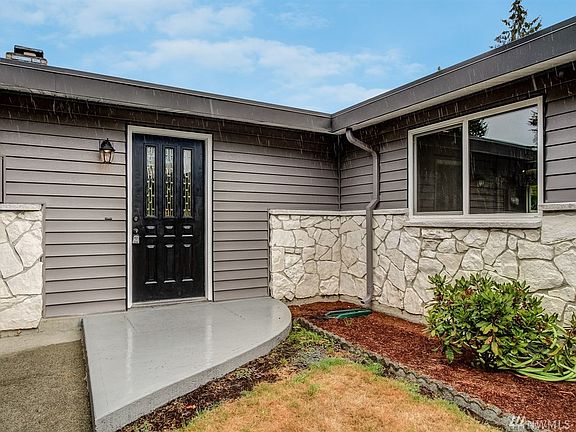 2nd image of 11101 105th Avenue Ct SW