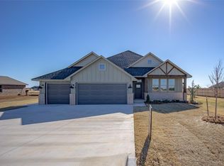 8522 Beth Ln, El Reno, OK 73036