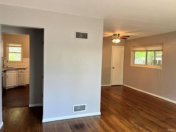 5th image of 890 Babler Dr