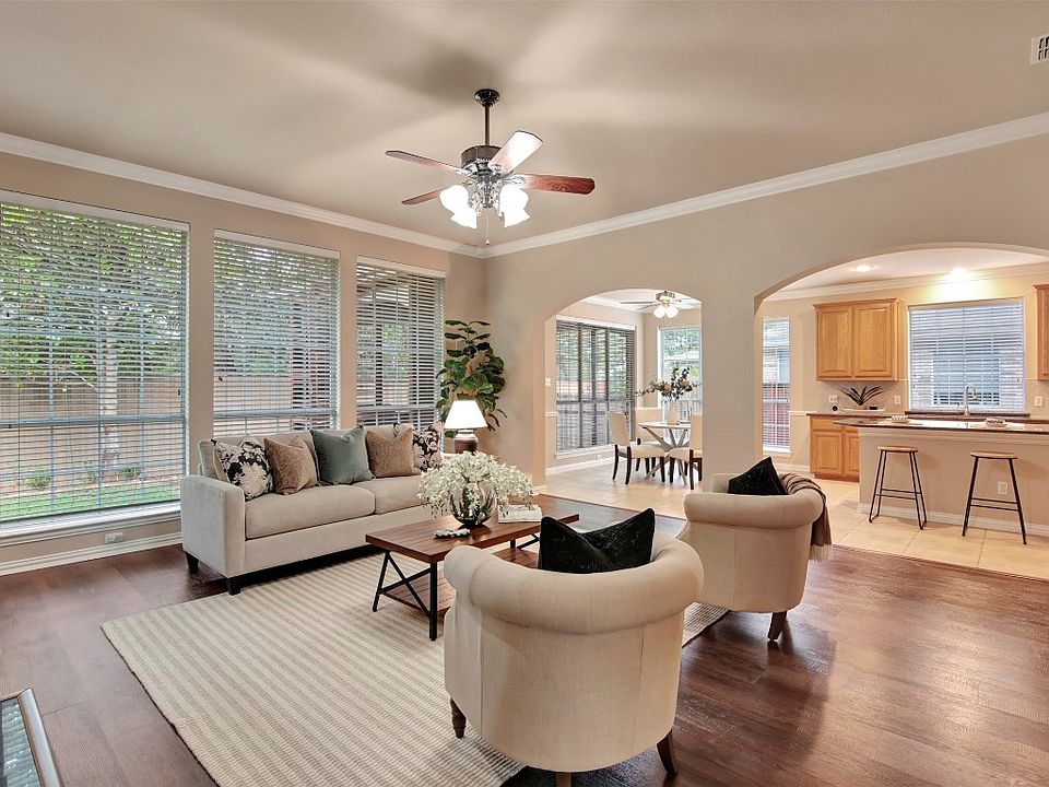 1st image of 1621 Wood Creek Ln