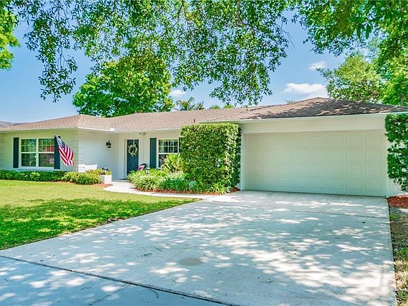 2nd image of 1825 Clearwater Harbor Dr