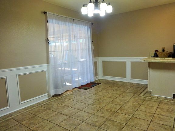4th image of 3805 Douglas Ave