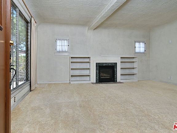5th image of 916 N Clybourn Ave