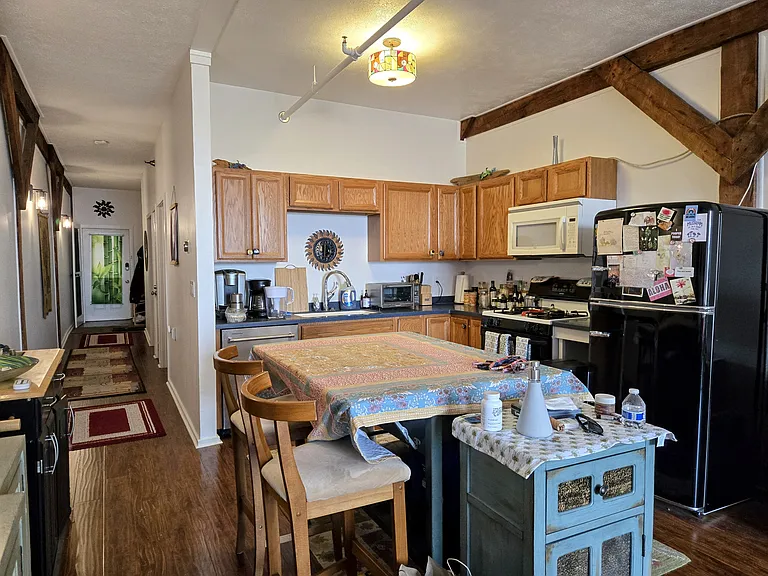 216 Lake St #103 — Photo 7