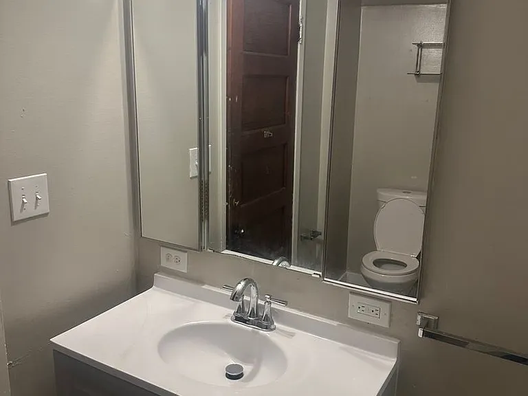 6604 Bonna Ave — Photo 11