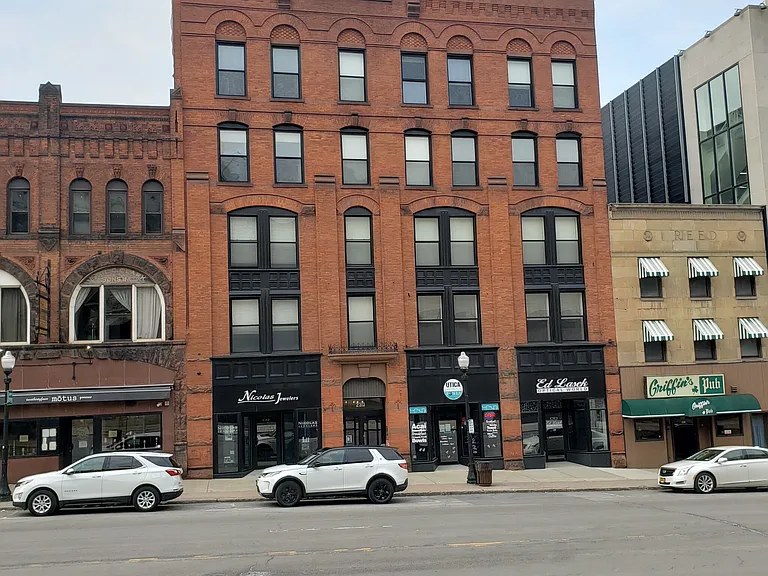 Winston Building — Photo 9