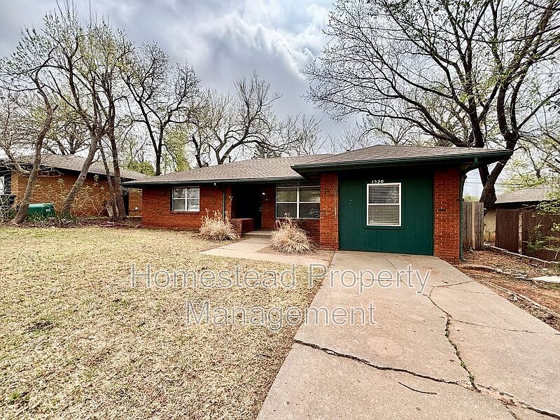 1st image of 1520 NE 48th St