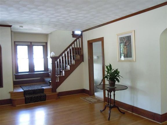 3rd image of 221 Corona Ave