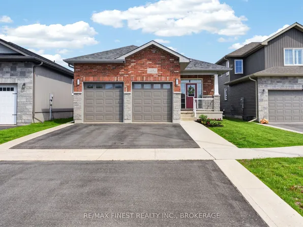 119 Champagne Cres, Loyalist, ON K7N 0B5