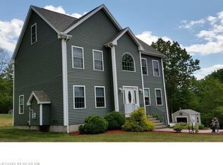 2 Dolphin Desi Ln, Berwick, ME 03901