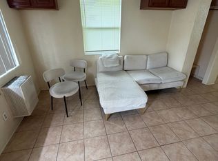 123 Congress Ave APT 4, Daytona Beach, FL 32114