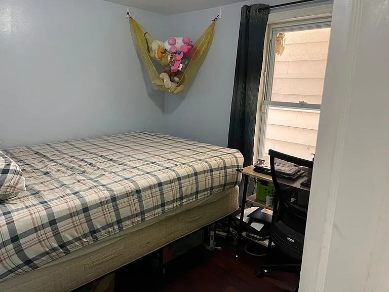 107 Charles St #1 — Photo 6