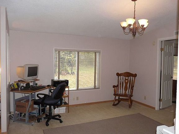 5th image of 4601 116th Ave NE