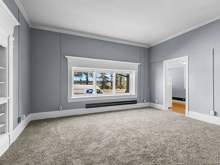 2623 W Maxwell Ave #1 — Photo 3