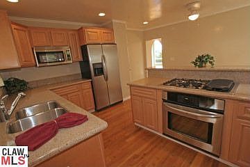 5th image of 6636 Iris Dr