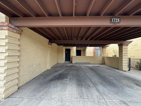 2nd image of 1729 E Mira Loma Pl