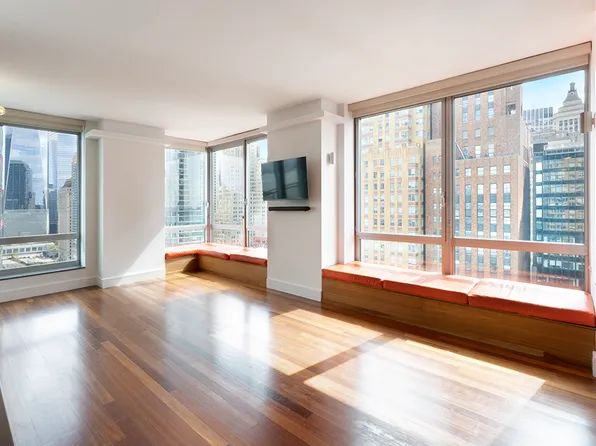 30 West Street image 7 of 16