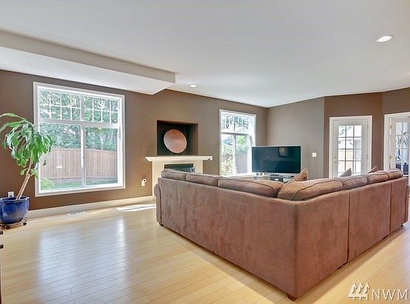 4th image of 5008 102nd St E