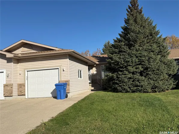 68 Fenson Crescent, Yorkton, SK S3N 3S5