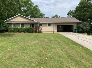 1107 E Franklin St, Bloomfield, IA 52537