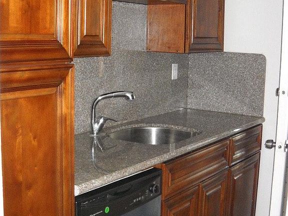 Granite Counter Tops SS APPL