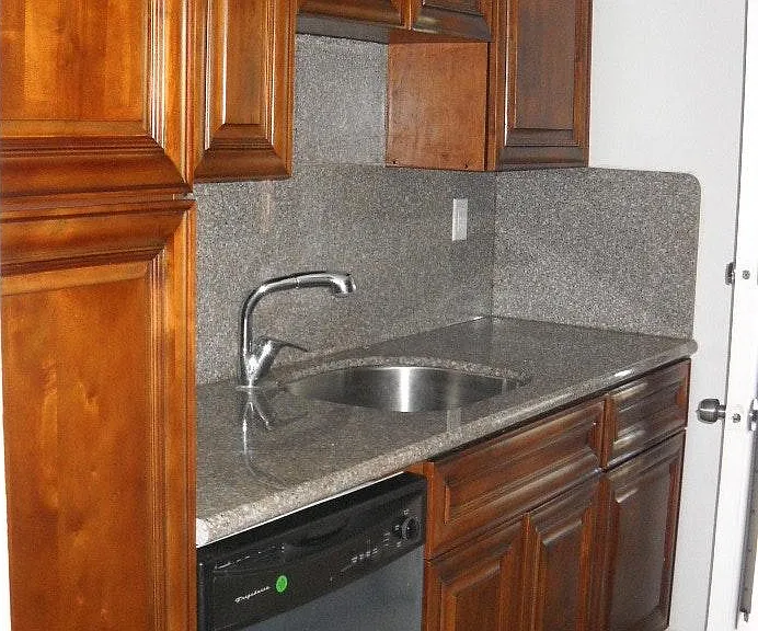 11610 N Bayshore Dr #3E — Photo 7