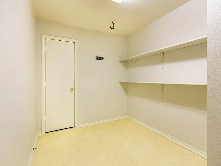 1801 Fern Ct — Photo 19