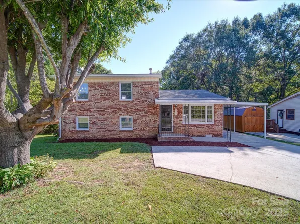 624 Newcastle Rd, Gastonia, NC 28052